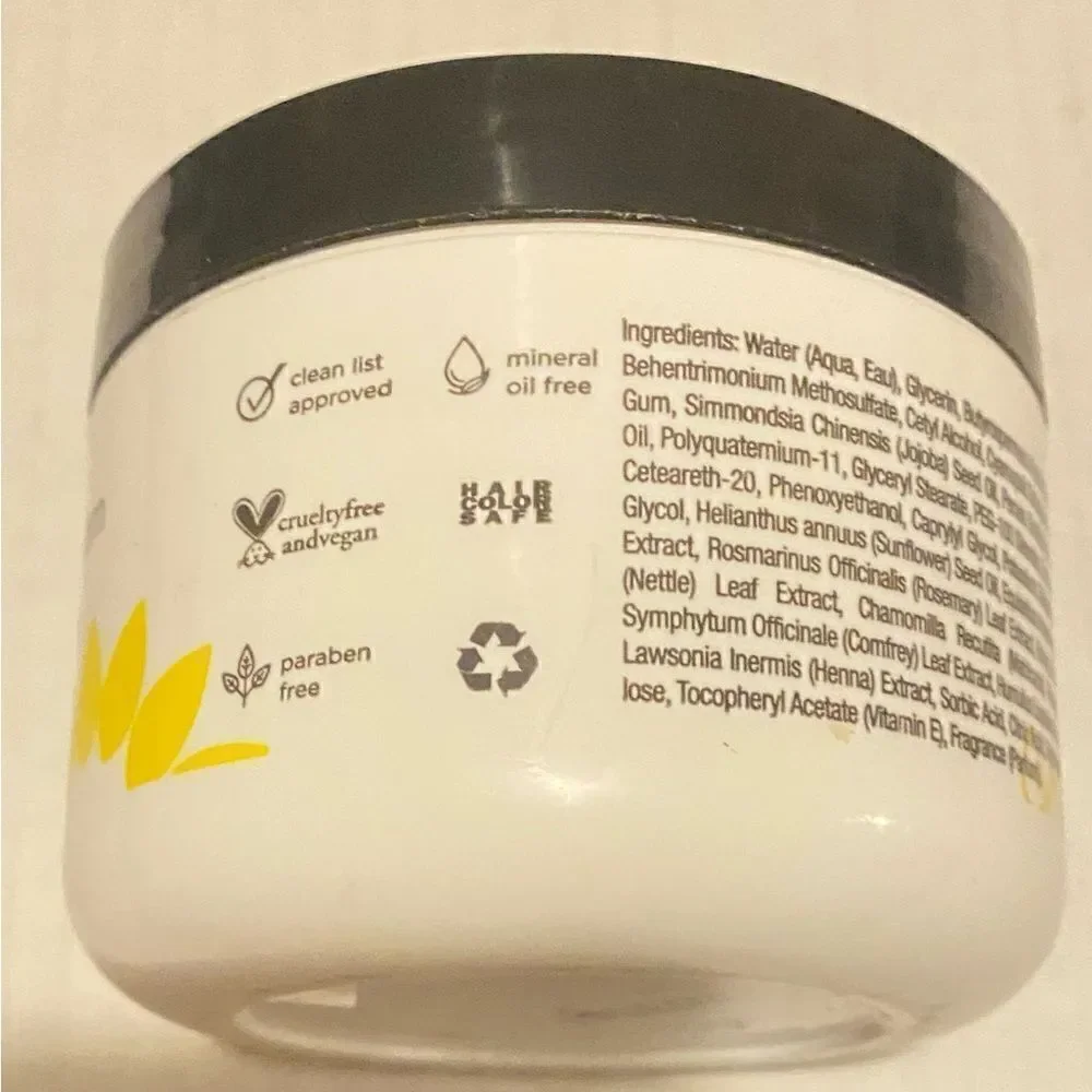 Nourish &shine 🎁hydrate detangle